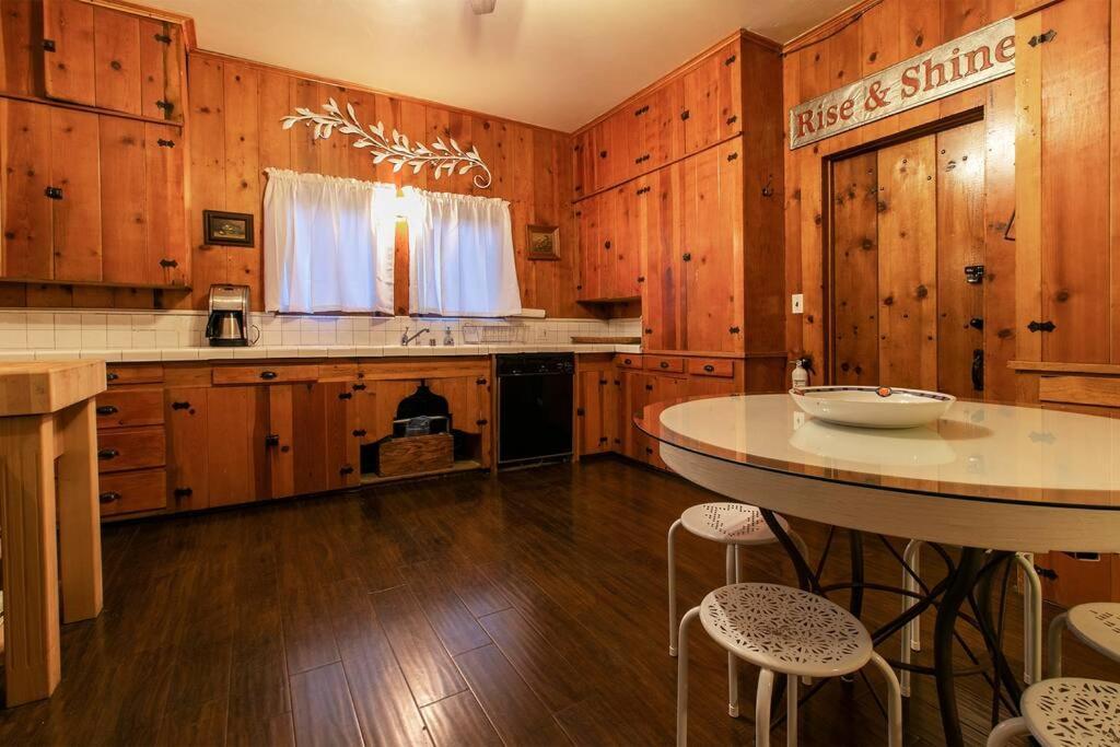The Lodge At 11 Chimneys Idyllwild Exterior foto