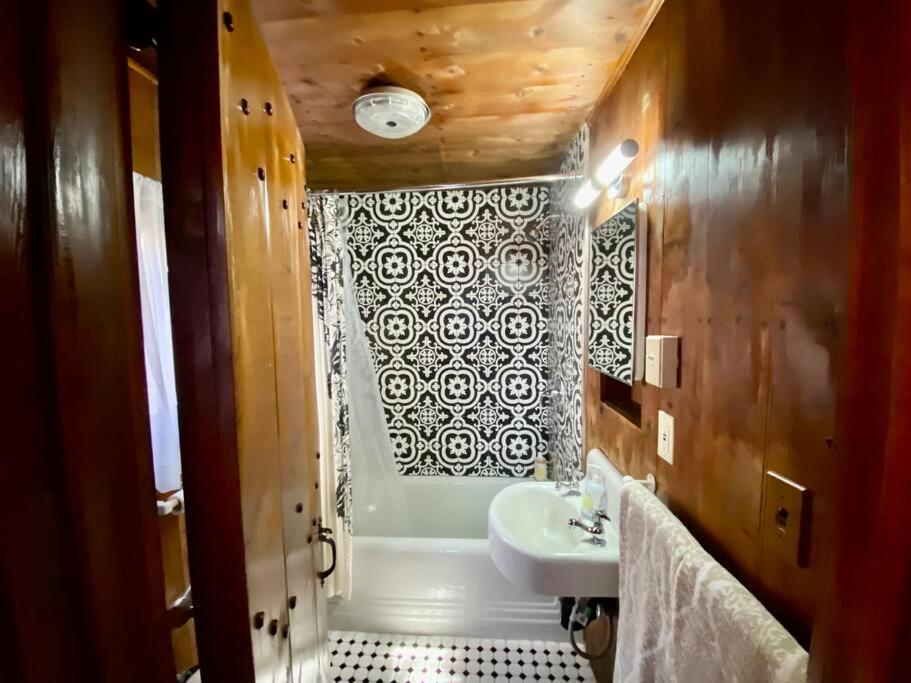 The Lodge At 11 Chimneys Idyllwild Exterior foto